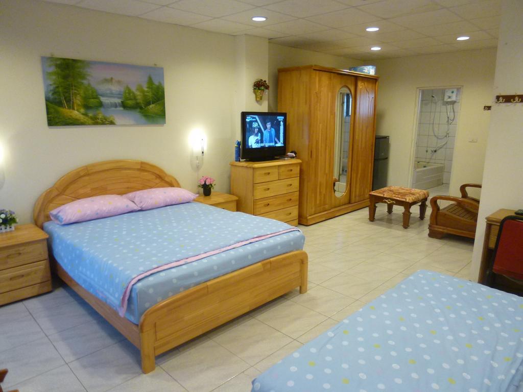 Sun Moon Star Hostel Budai Eksteriør billede